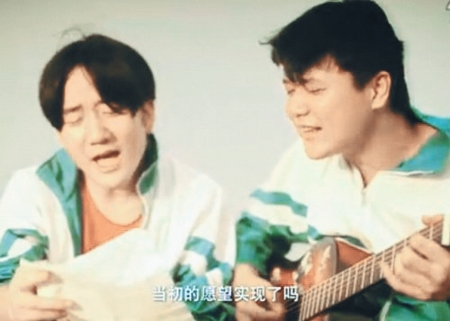青春如同奔流的江河,一去不回来不及道别,那些陪伴我的人啊,你们如今在何方?-第1张图片 青春如同奔流的江河,一去不回来不及道别,那些陪伴我的人啊,你们如今在何方?-第1张图片